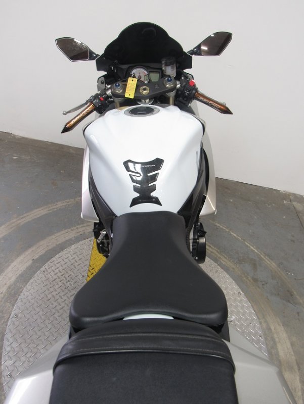used-2008-suzuki-gsx-r600-u4787-back.JPG