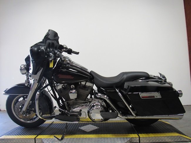 2008-harley-flht-electra-glide-u4783-2.JPG