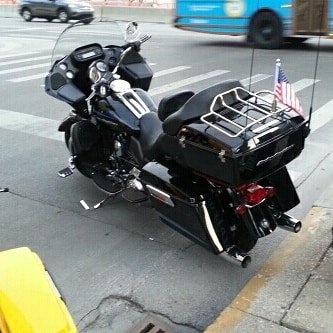 harley after luggage rack installed.JPG