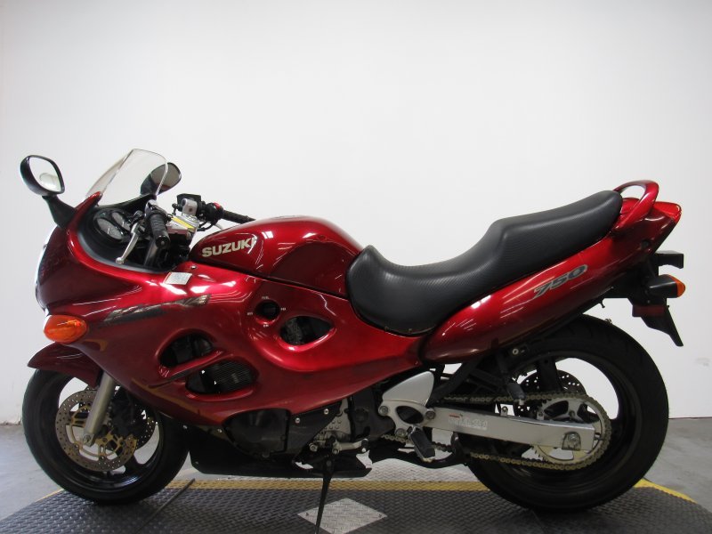 used-2000-suzuki-katana-gsx250-for-sale-in-michigan-U4832-2.JPG