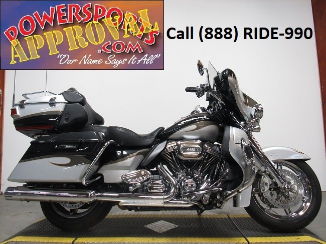 2013-harley-cvo-ultra-classic-electra-glide-screaming-eagle-flhtcuse8-u4829.JPG