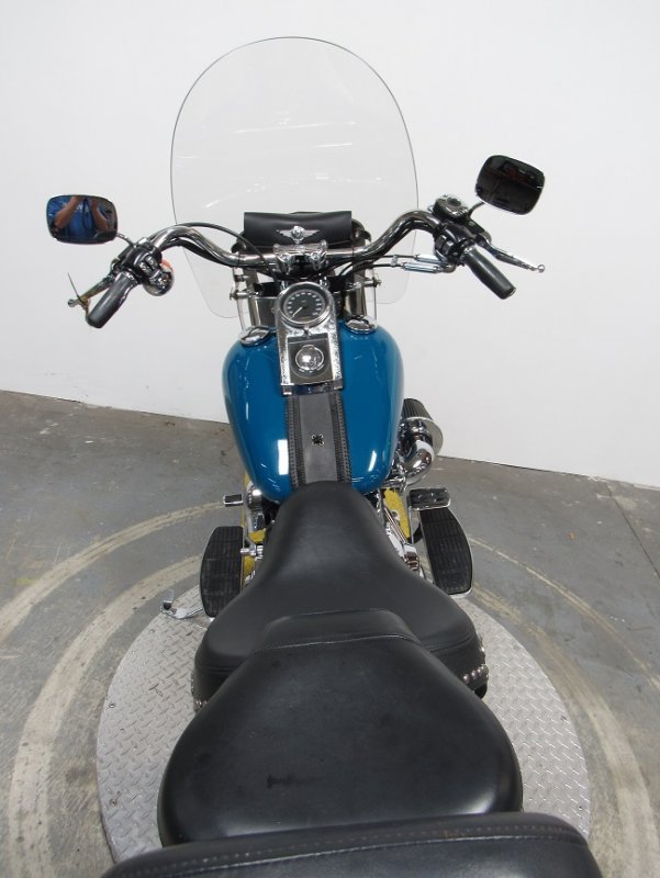 2001-harley-davidson-fat-boy-flstfi-u4902-back.JPG
