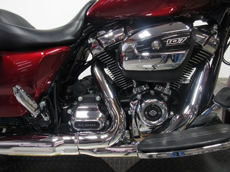 used-2017-Harley-FLHXS-street-glide-for-sale-in-michigan-U4882-3.JPG
