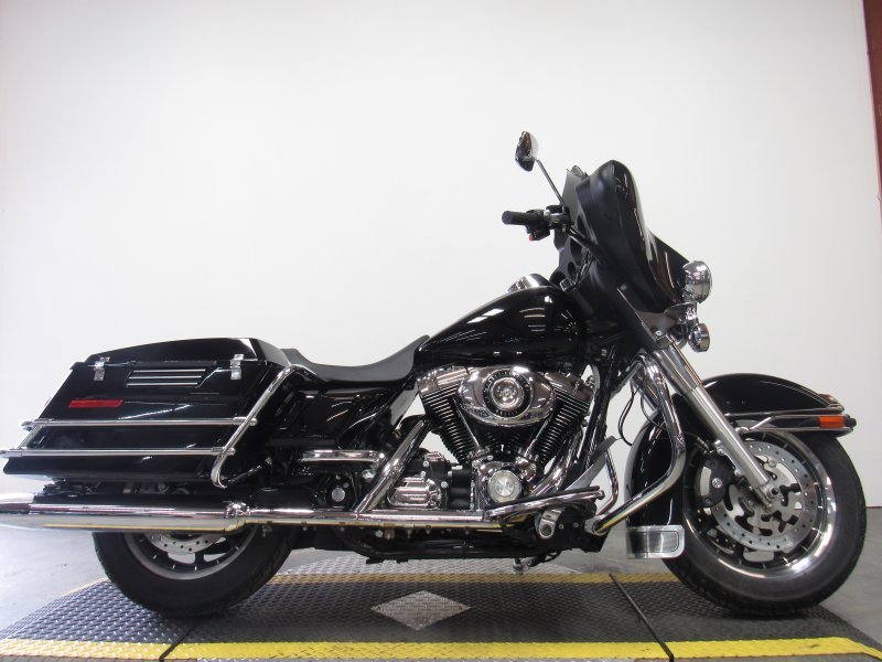 Used-2008-Harley-FLHTPi-Police-Edition-Electra-Glide-U4798-3.JPG