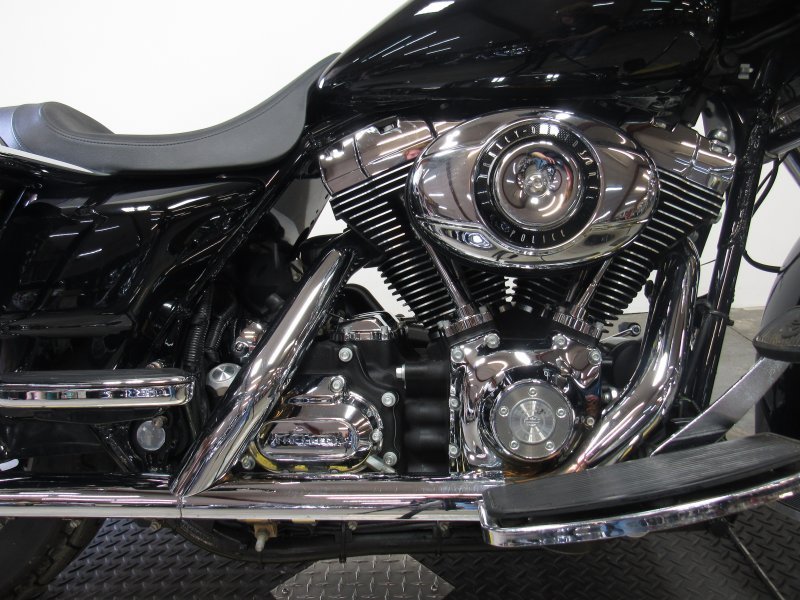 Used-2008-Harley-FLHTPi-Police-Edition-Electra-Glide-U4798-enging.JPG Used-2008-Harley-FLHTPi-Police-Edition-Electra-Glide-U4798-enging.JPG