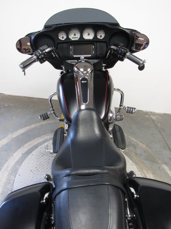 Used-2015-Harley-FLHXS-for-sale-in-Michigan-U4817-8.JPG