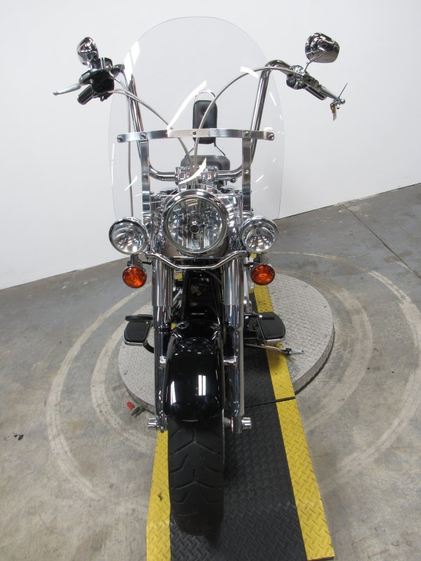 Used-2011-Harley-FLSTF-for-sale-in-Michigan-U4897-5.JPG