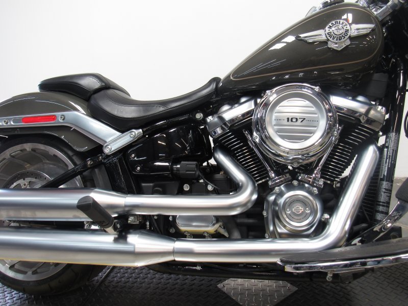 Used-2018-Harley-FLFB-for-sale-in-michigan-U4860-3.JPG