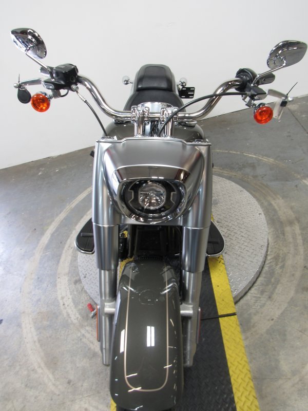 Used-2018-Harley-FLFB-for-sale-in-michigan-U4860-5.JPG