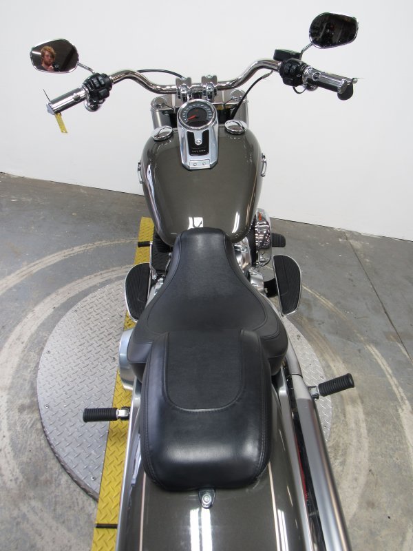 Used-2018-Harley-FLFB-for-sale-in-michigan-U4860-7.JPG