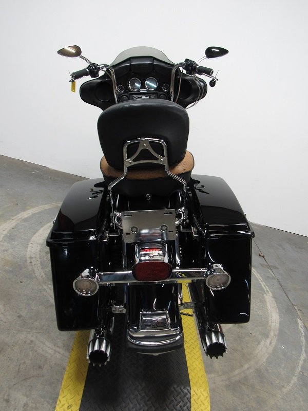 Used-2003-Harley-Electra-Glide-FLHT-U4127-for-sale-in-Michigan-U4791-back2.JPG
