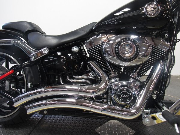 Used-2015-Harley-Breakout-FXSB-U4847-for-sale-in-Michigan-engine.JPG Used-2015-Harley-Breakout-FXSB-U4847-for-sale-in-Michigan-engine.JPG
