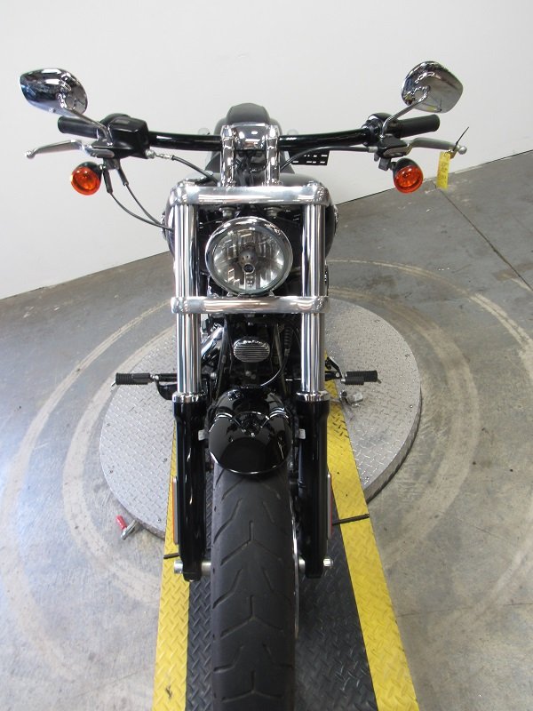 Used-2015-Harley-Breakout-FXSB-U4847-for-sale-in-Michigan-front.JPG Used-2015-Harley-Breakout-FXSB-U4847-for-sale-in-Michigan-front.JPG