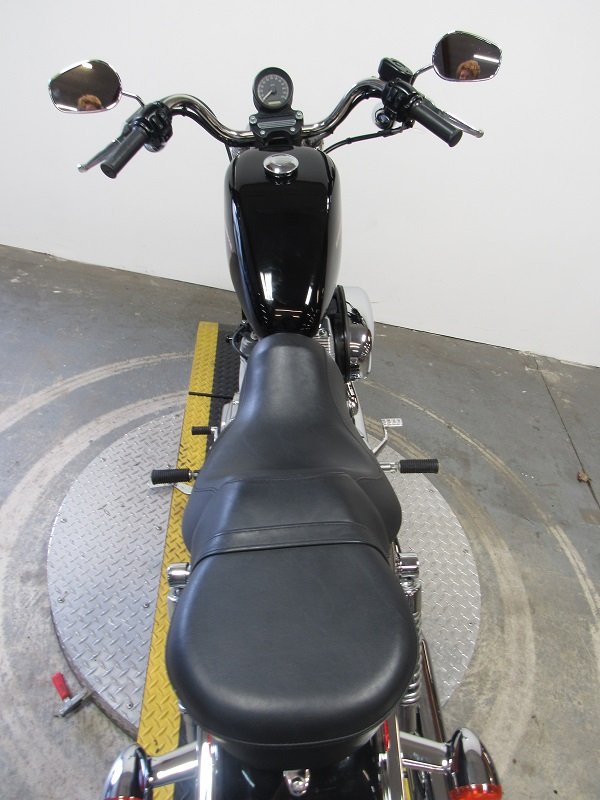 Used-2006-Harley-XL883-U4872-for-sale-in-Michigan-back.JPG