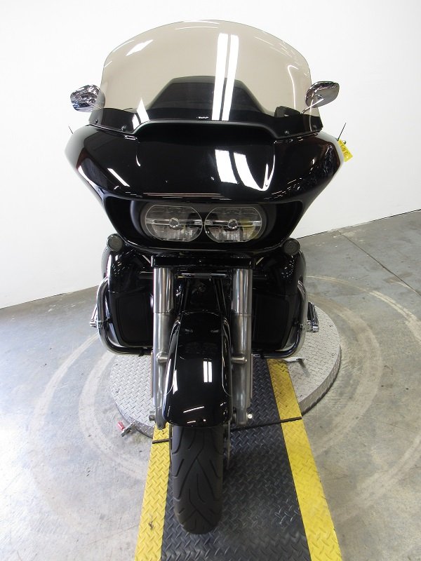 Used-2015-Harley-Road-Glide-Special-FLTRXS-U4792-for-sale-in-Michigan-front.JPG