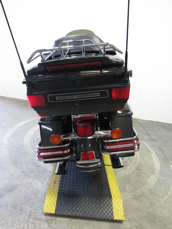 Used-2008-Harley-Ultra-Classic-Electra-Glide-FLHTCU-U4863-for-sale-in-Michigan-back2.JPG