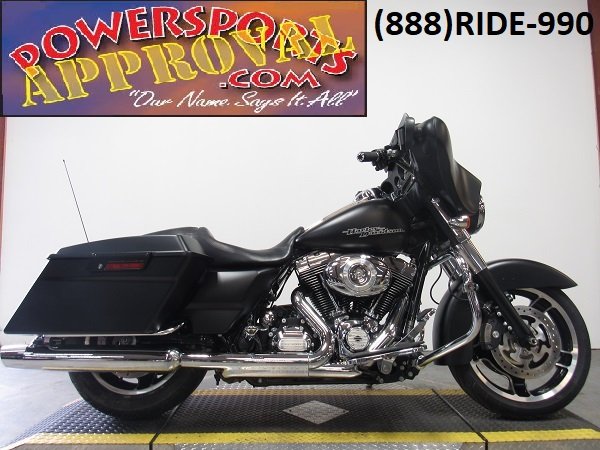 2012-Harley-Street-Glide-FLHX-U4864-for-sale-in-Michigan.JPG