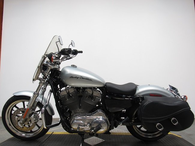 2014-harley-davidson-sportster-883-xl8836l-U4892-2.JPG
