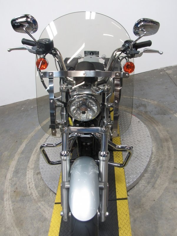 2014-harley-davidson-sportster-883-xl8836l-U4892-front.JPG