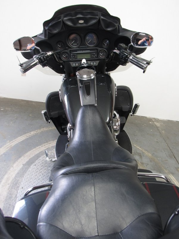2007-harley-davidson-flhtcu-ultra-clasic-electra-glide-u4871-back.JPG