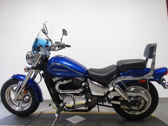 2001-suzuki-vz800k1-Marauder-800-u4910-2.JPG