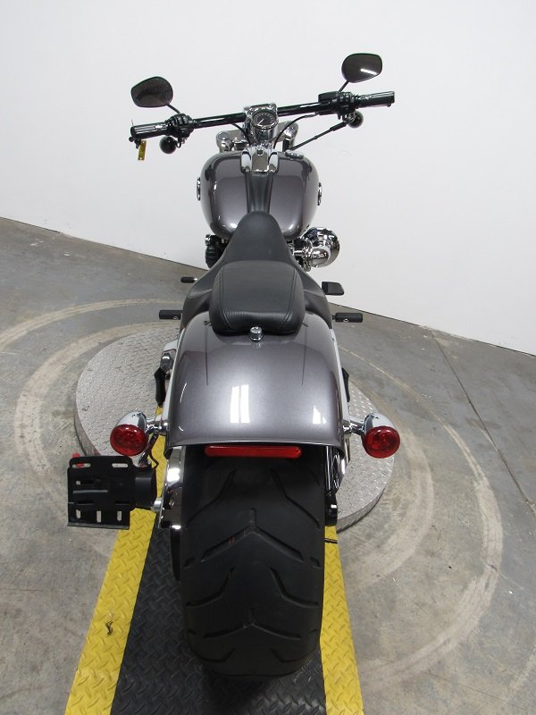 Used-2015-Harley-FXSB-Breakout-U4862-for-sale-in-michigan-back2.JPG