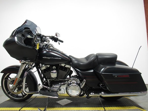 Used-2015-harley-FLTRXS-Road-Glide-Special-U4939-for-sale-in-michigan-2.JPG
