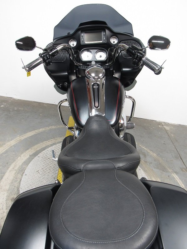 Used-2015-harley-FLTRXS-Road-Glide-Special-U4939-for-sale-in-michigan-back.JPG
