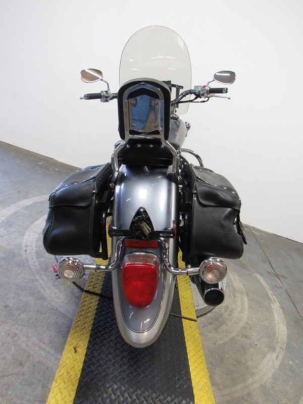 Used-2009-yamaha-v-star-650-XVS650-U4948-for-sale-in-michigan-back2.JPG