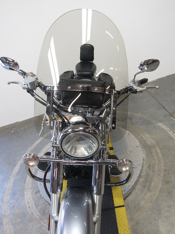 Used-2009-yamaha-v-star-650-XVS650-U4948-for-sale-in-michigan-front.JPG