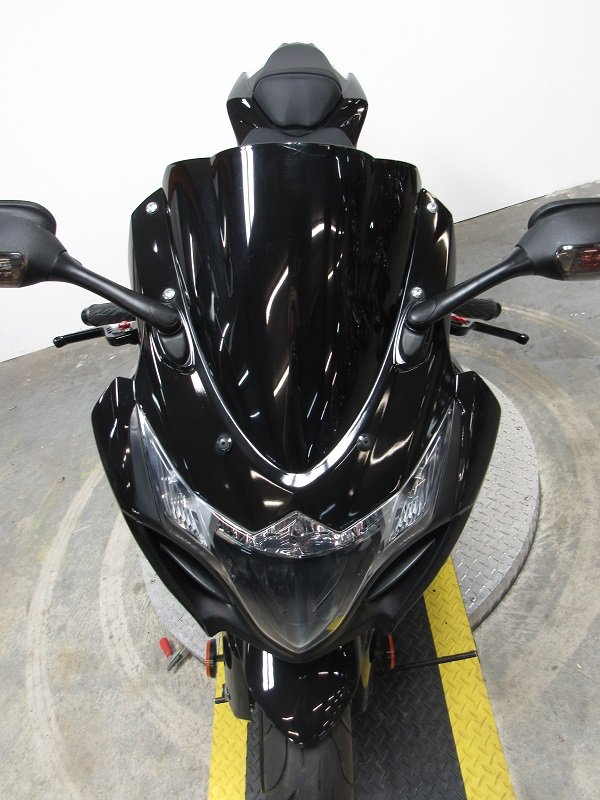 used-2014-suzuki-gsxr-1000-u4949-for-sale-in-michigan-front.JPG used-2014-suzuki-gsxr-1000-u4949-for-sale-in-michigan-front.JPG