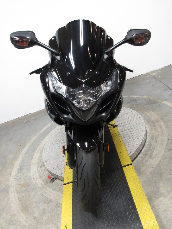 used-2014-suzuki-gsxr-1000-u4949-for-sale-in-michigan-front2.JPG used-2014-suzuki-gsxr-1000-u4949-for-sale-in-michigan-front2.JPG