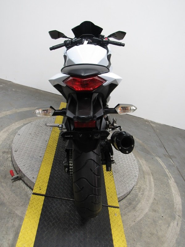 used-2013-kawasaki-ninja-300-ex300adf-u4908-for-sale-in-michigan-back2.JPG