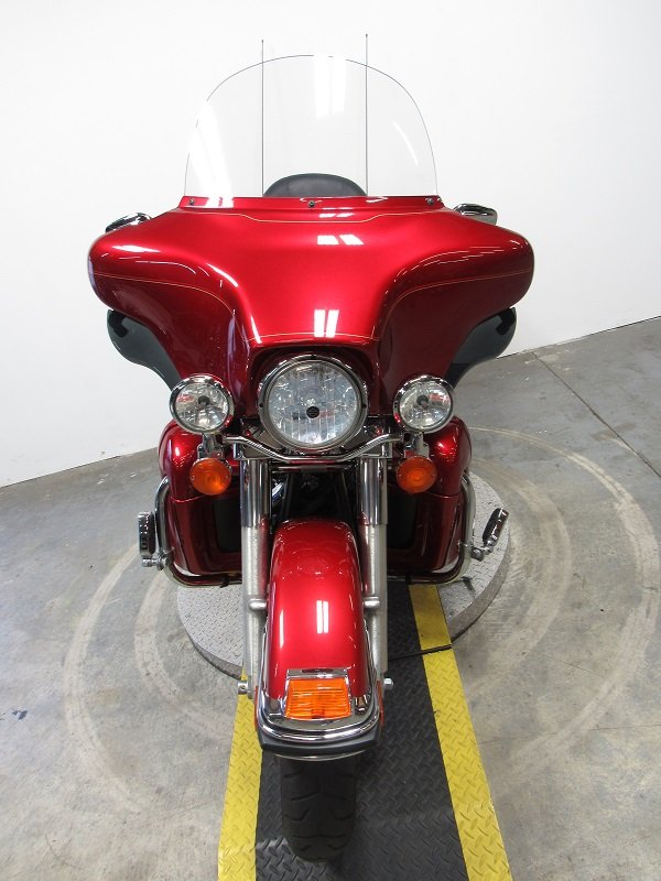 used-2012-harley-Ultra-classic-FLHTCU-U4917-for-sale-in-michigan-front2.JPG