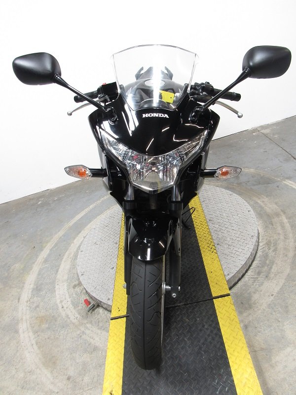 used-2012-honda-cbr-250-u4930-for-sale-in-michigan-front2.JPG