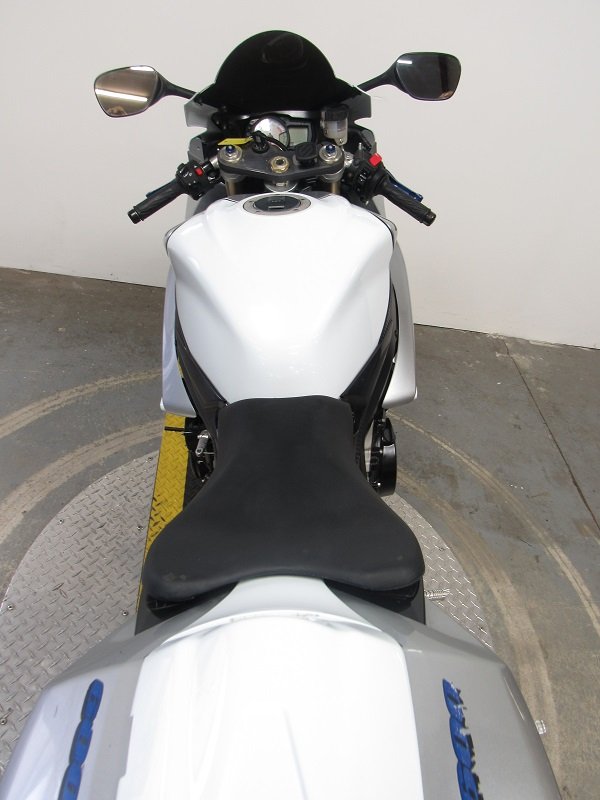 used-2008-suzuki-gsxr600-u4841-for-sale-in-michigan-back.JPG