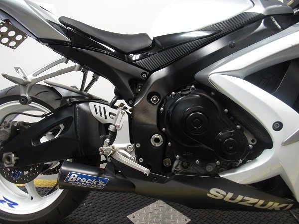 used-2008-suzuki-gsxr600-u4841-for-sale-in-michigan-engine.JPG