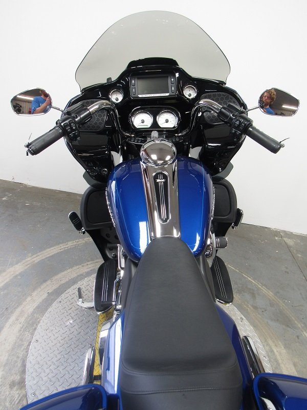 used-2015-harley-FLTRXS-road-glide-special-u4905-for-sale-in-michigan-back.JPG
