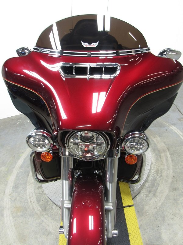 used-harley-ultra-limited-electra-glide-flhtcu-u4938-for-sale-in-michigan-front.JPG
