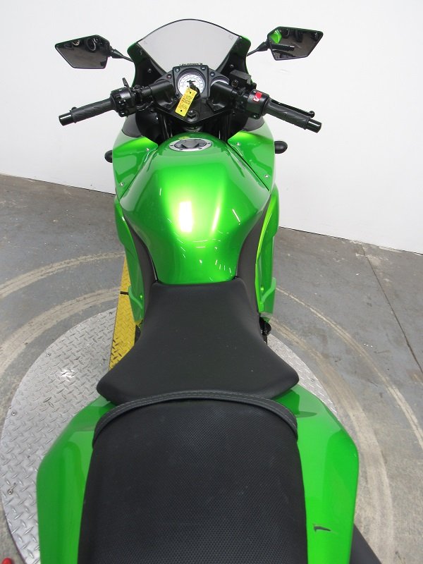 used-2012-kawasaki-ninja-20-ex250jcf-u4932-for-sale-in-michigan-back2.JPG