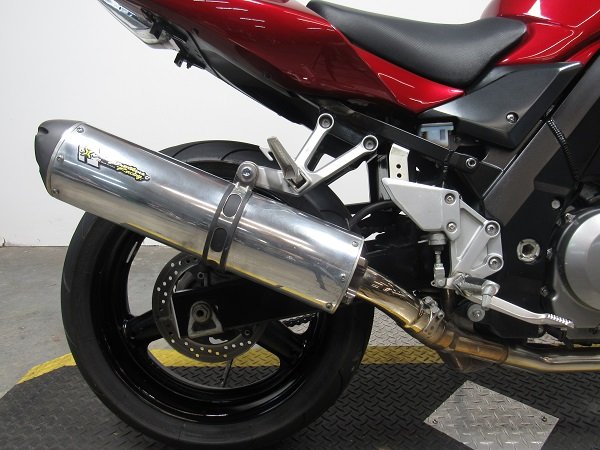 used-2007-suzuki-sv650-u4935-for-sale-in-michigan-exhaust.JPG
