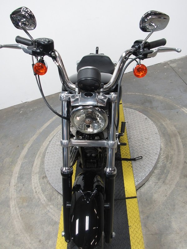 used-2017-harley-sportster-superlow-xl883l-u4861-for-sale-in-michigan-front.JPG