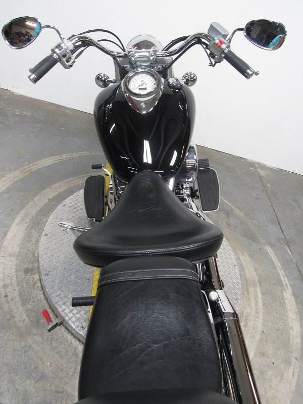 used-2008-yamaha-vstar-1100-xvs11awxb-u4839-for-sale-in-michigan-back.JPG