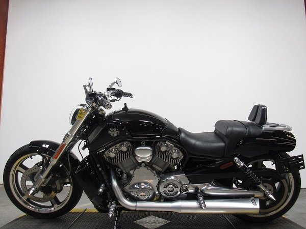 used-2013-harley-vrod-muscle-vrscf-u4985-for-sale-in-michigan-2.JPG
