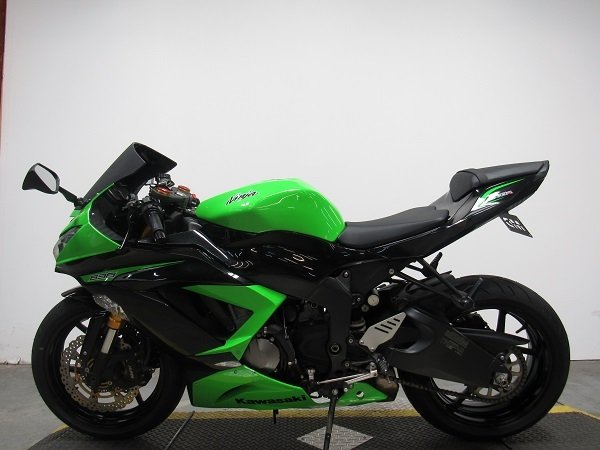 used-2013-kawasaki-zx636-u5029-for-sale-in-michigan-2.JPG used-2013-kawasaki-zx636-u5029-for-sale-in-michigan-2.JPG