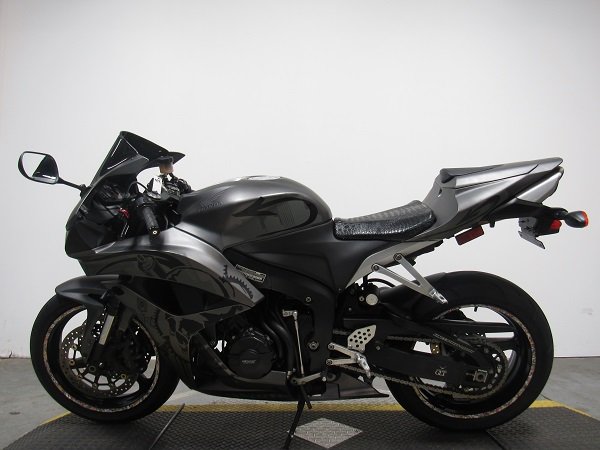 used-2008-honda-cbr600rr-u5008-for-sale-in-michigan-2.JPG used-2008-honda-cbr600rr-u5008-for-sale-in-michigan-2.JPG
