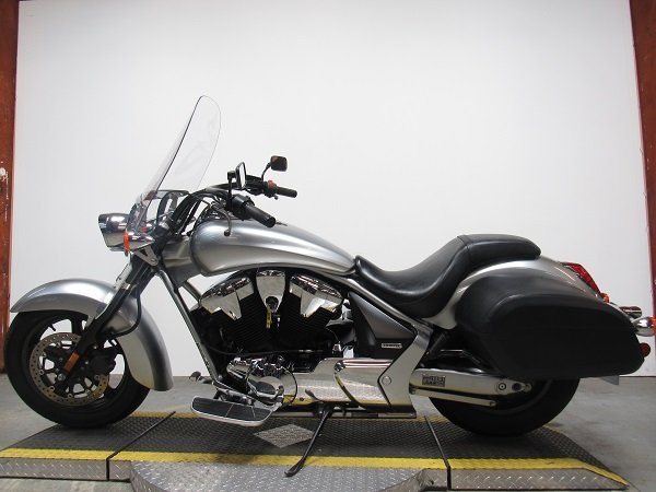 used-2013-honda-interstate-vt13ct0-u5005-for-sale-in-michigan-2.JPG