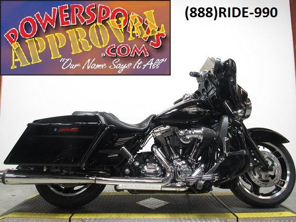 used-2010-harley-street-glide-flhx-u5013-for-sale-in-michigan.JPG