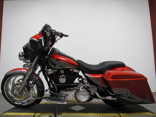 used-2007-harley-street-glide-flhx-u4991-for-sale-in-michigan-2.JPG