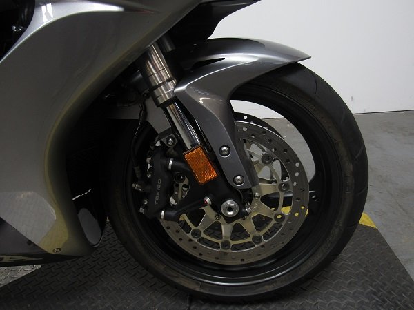 used-2006-honda-cbr1000rr-u5007-for-sale-in-michigan-wheel.JPG